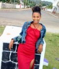 Dating Woman Madagascar to Antananarivo  : Julia, 22 years